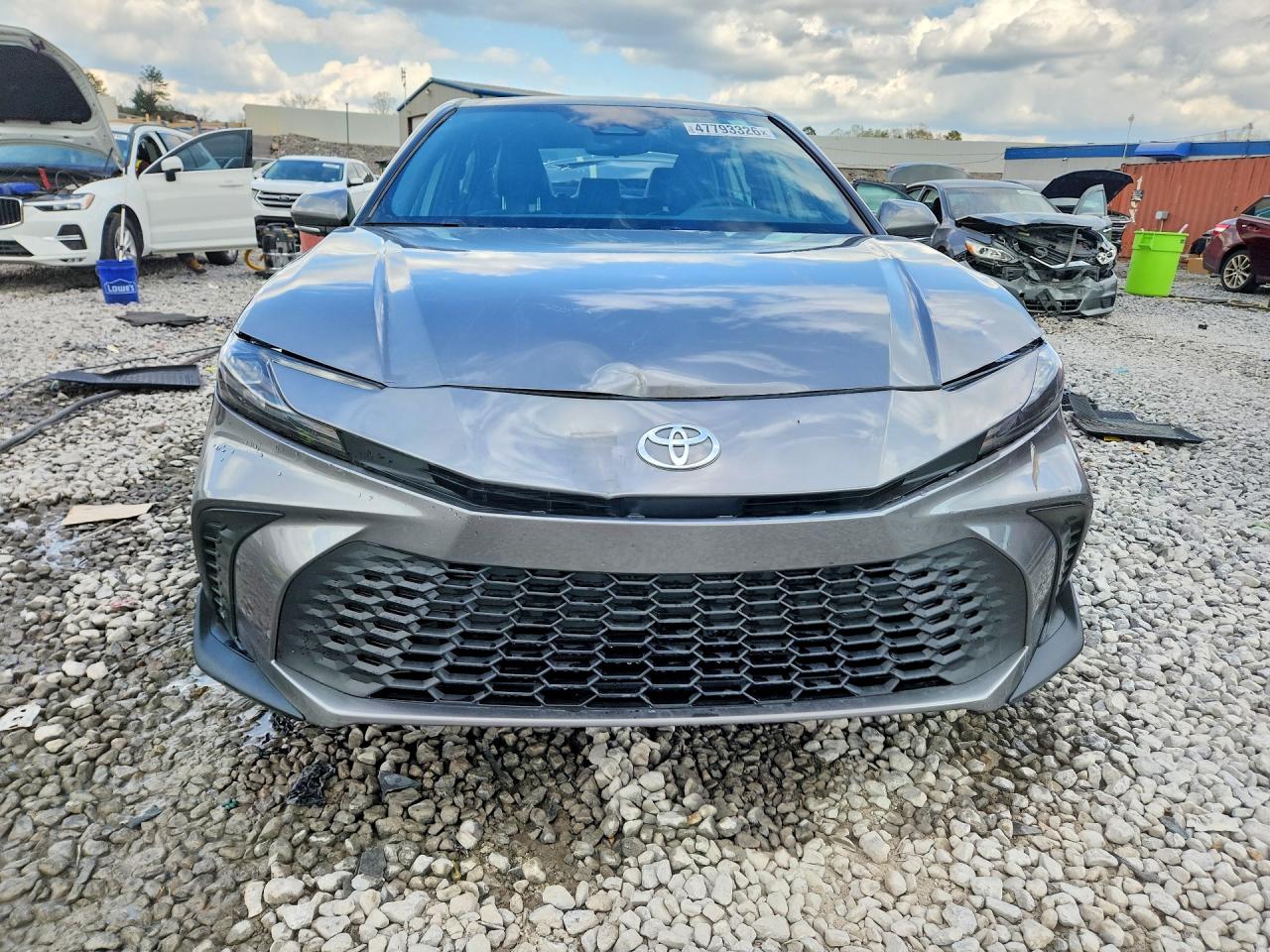 2026 TOYOTA CAMRY SE photo 5
