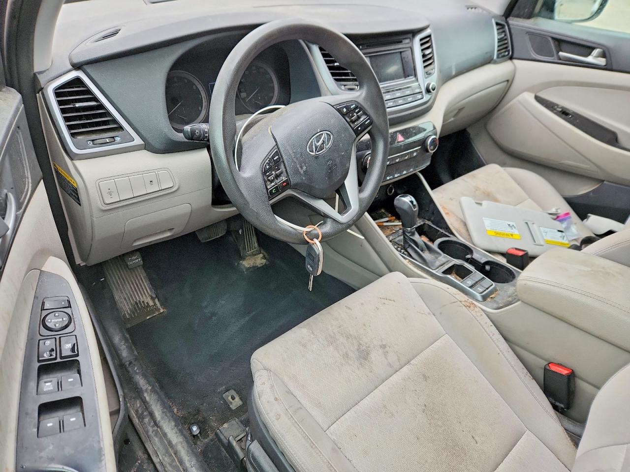 2018 HYUNDAI TUCSON SE photo 22