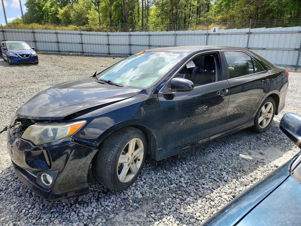 2013 TOYOTA CAMRY