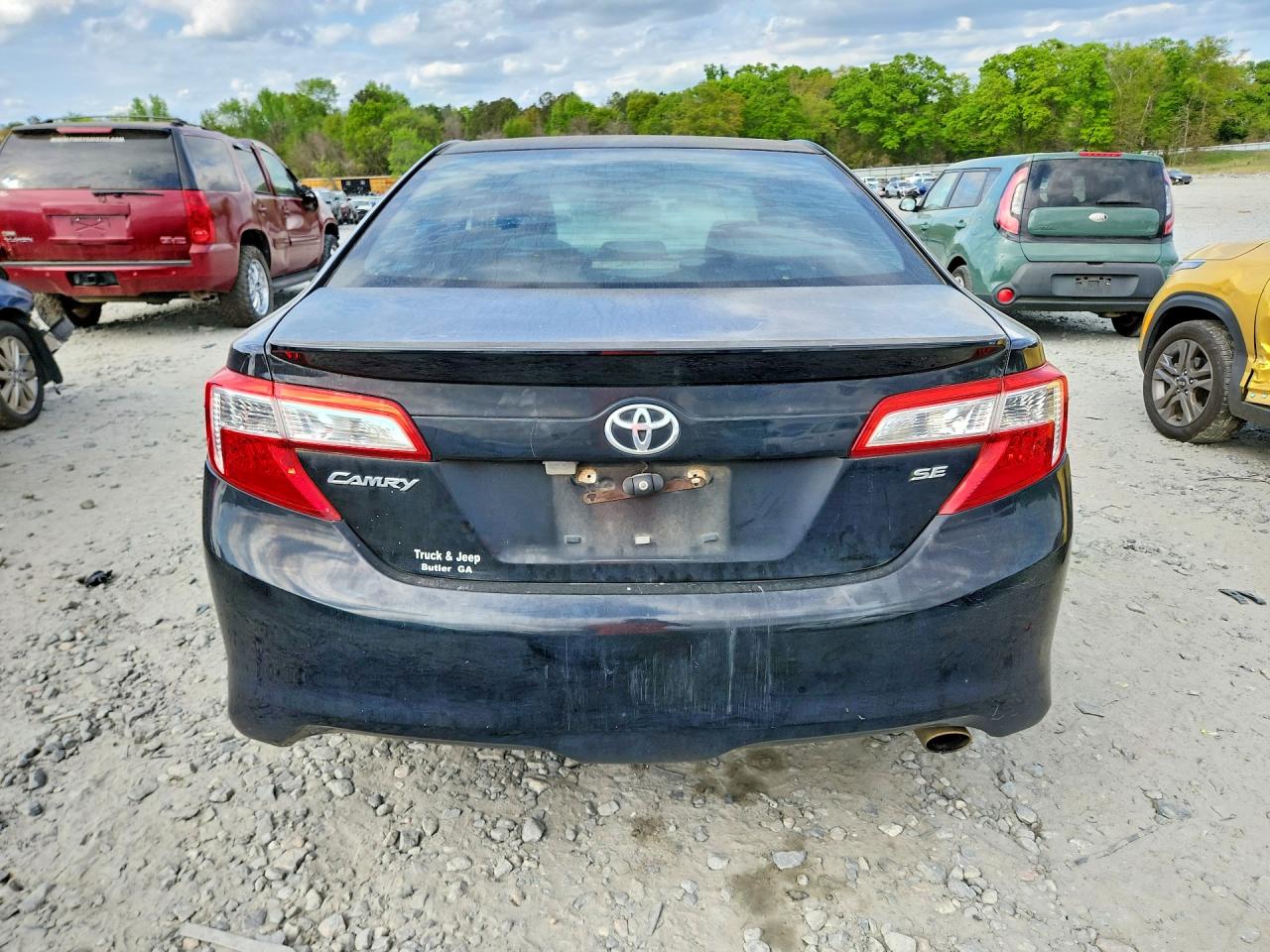 2013 TOYOTA CAMRY SE photo 11