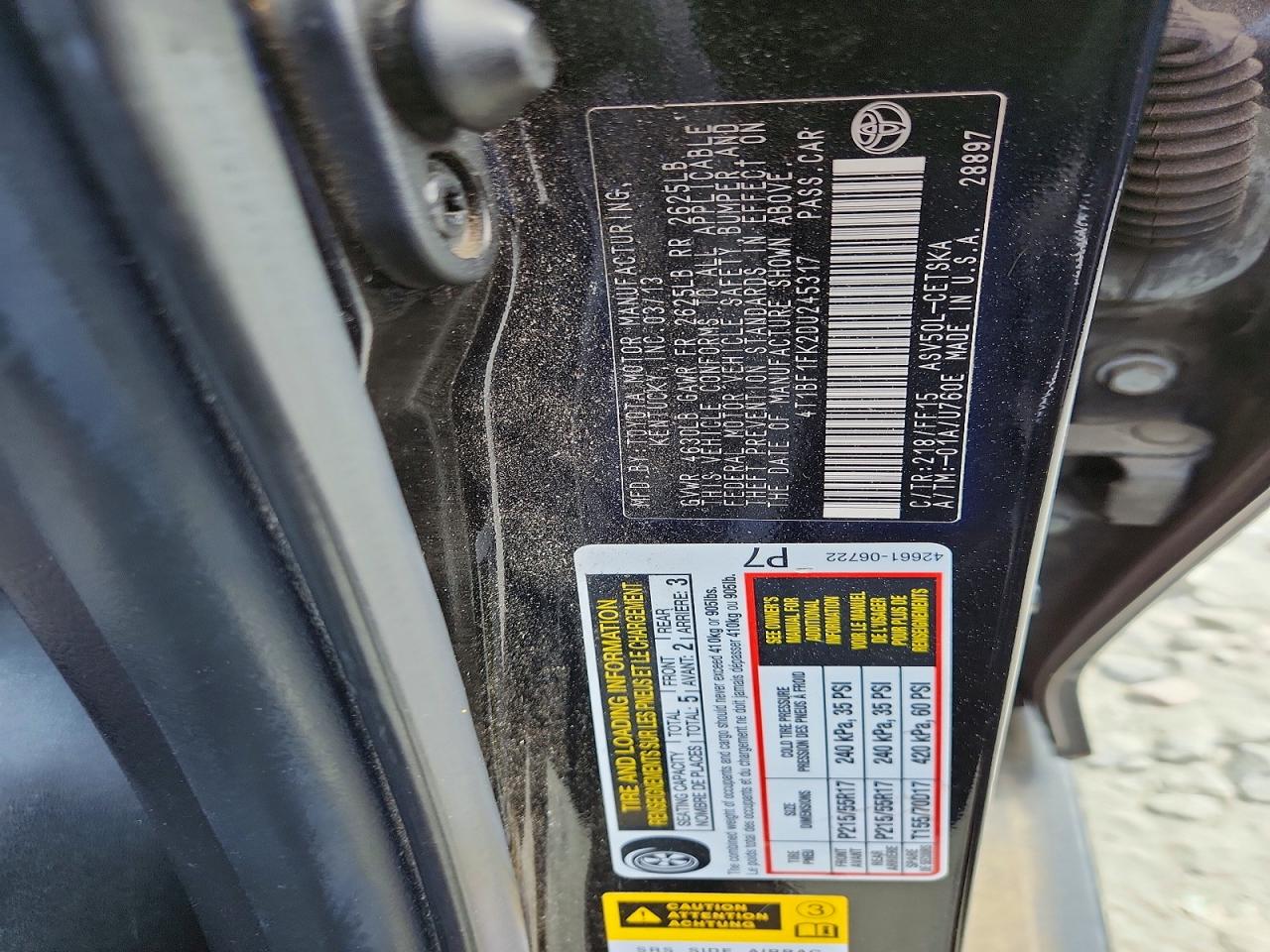 2013 TOYOTA CAMRY SE photo 23