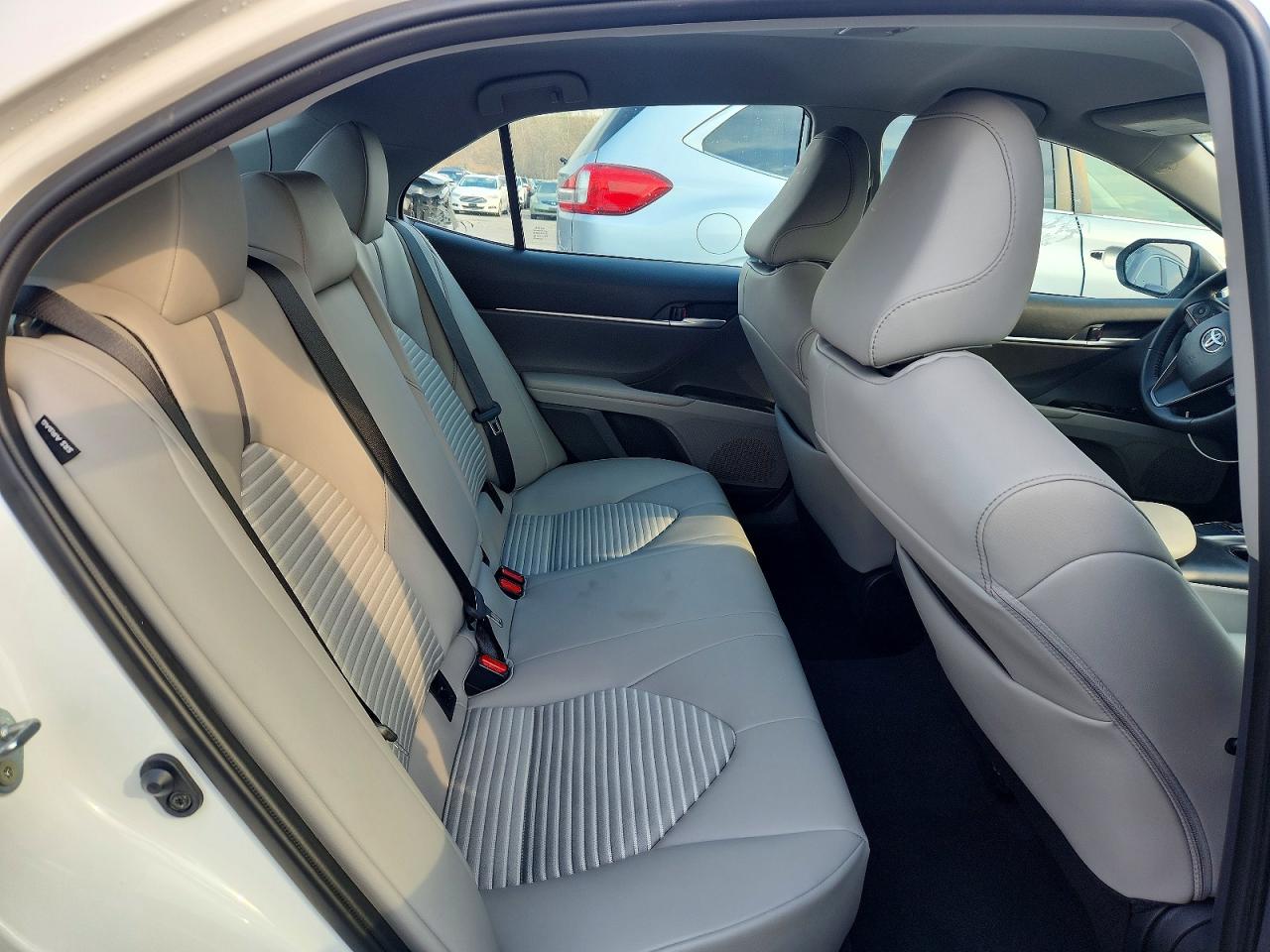 2024 TOYOTA CAMRY SE photo 28