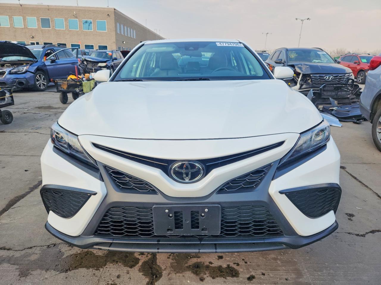 2024 TOYOTA CAMRY SE photo 13