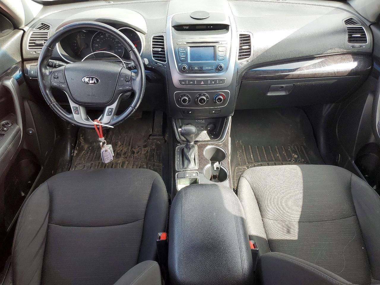 2015 KIA SORENTO LX photo 8