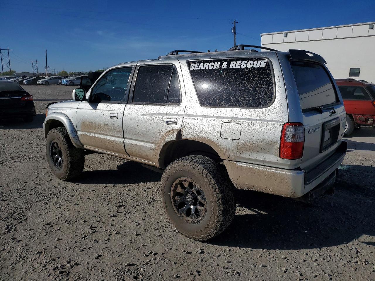 2000 TOYOTA 4RUNNER photo 3
