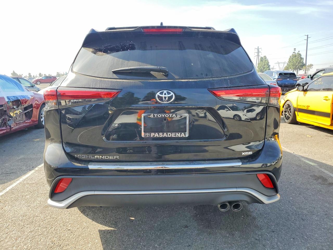 2022 TOYOTA HIGHLANDER XSE photo 11