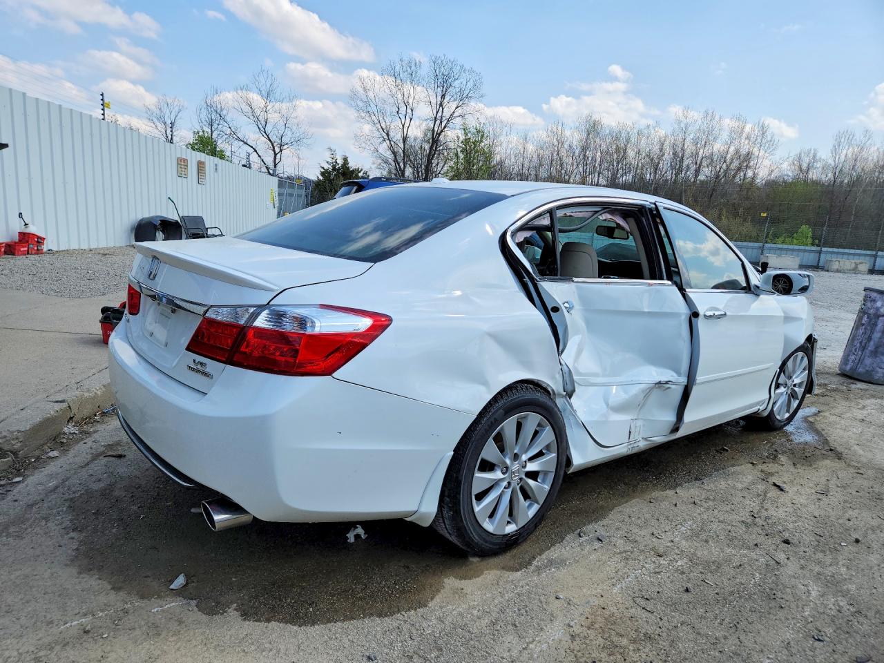 2015 HONDA ACCORD TOURING photo 3