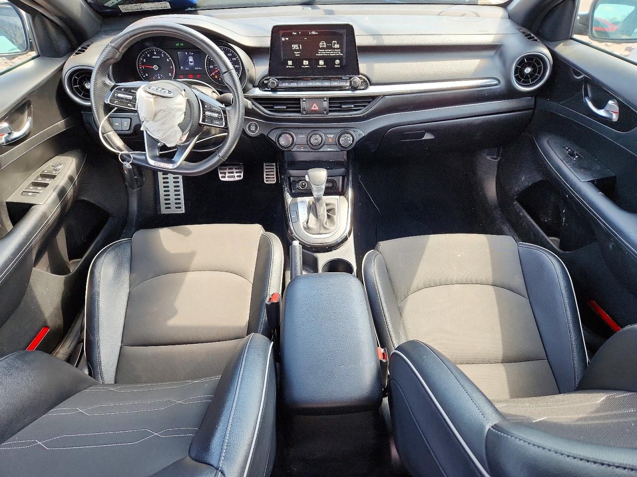 2021 KIA FORTE GT-LINE photo 15