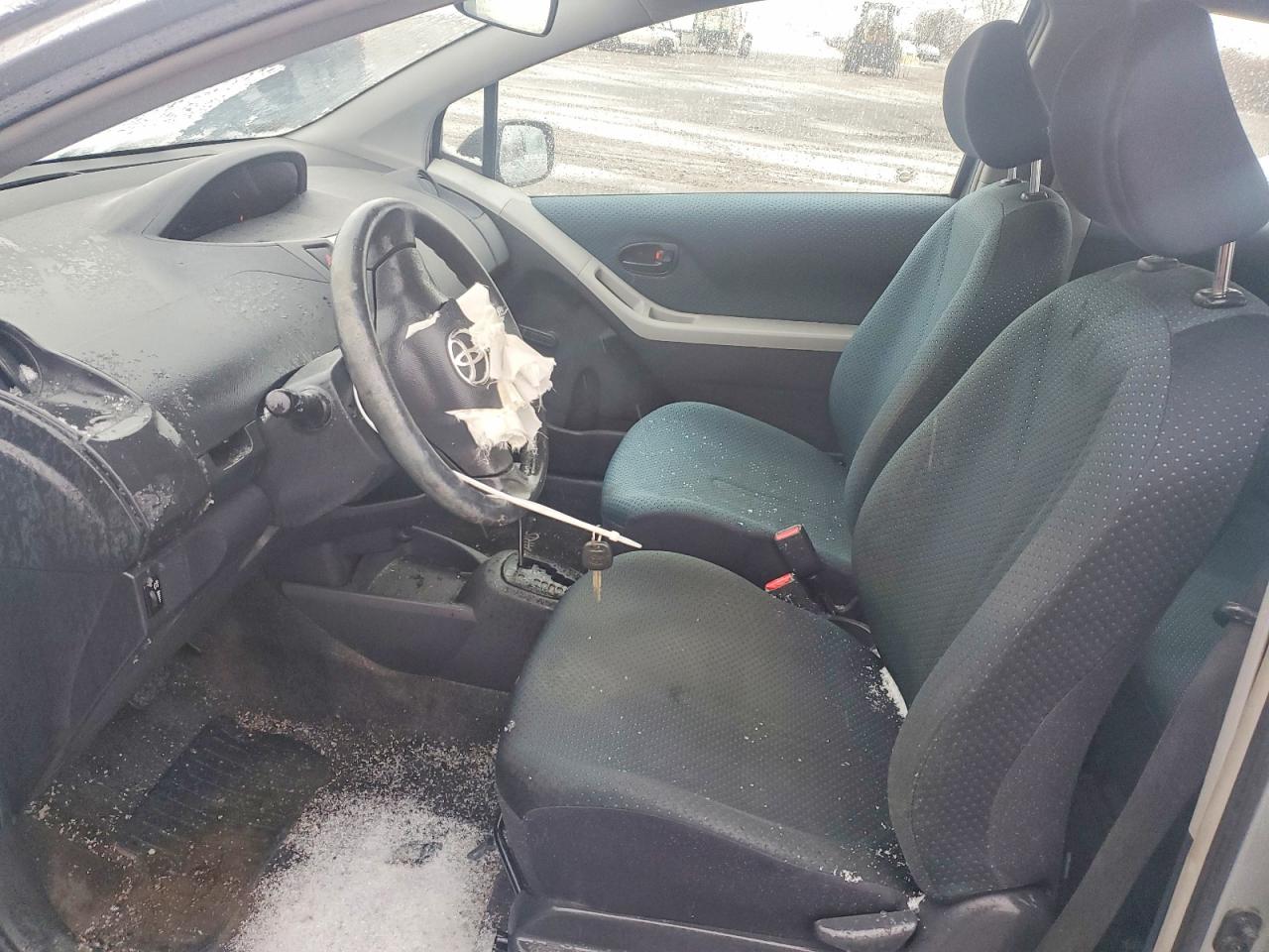 2008 TOYOTA YARIS BASE photo 13