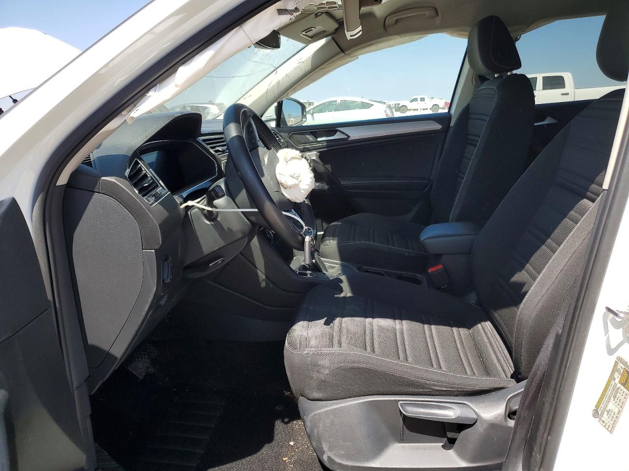 2024 VOLKSWAGEN TIGUAN S photo 13