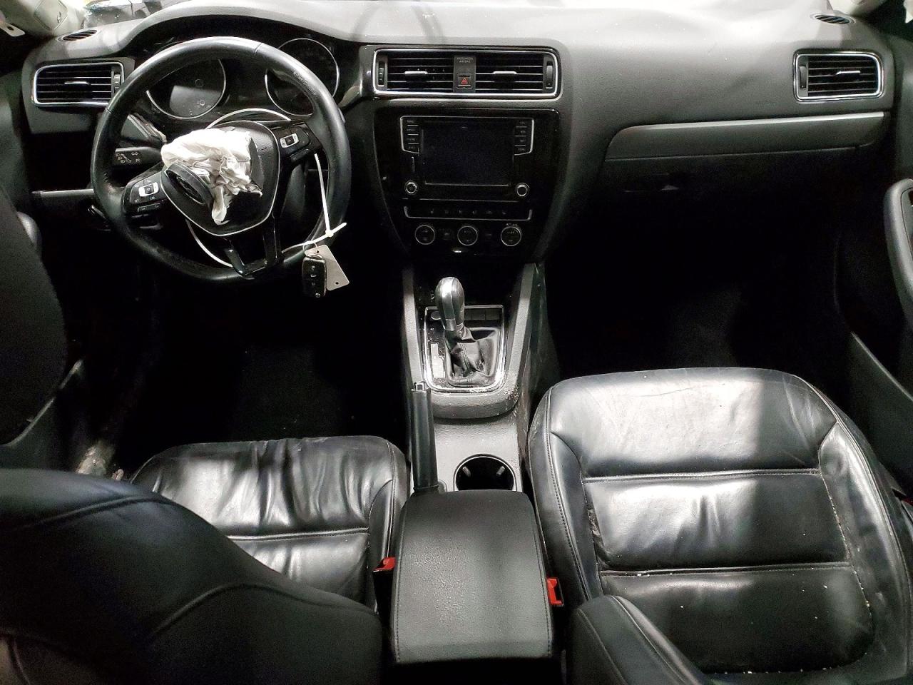 2016 VOLKSWAGEN JETTA SEL photo 15