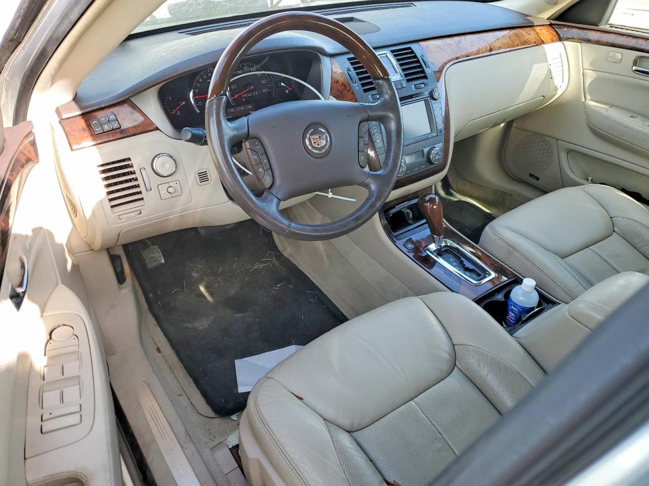 2010 CADILLAC DTS PREMIUM COLLECTION photo 22