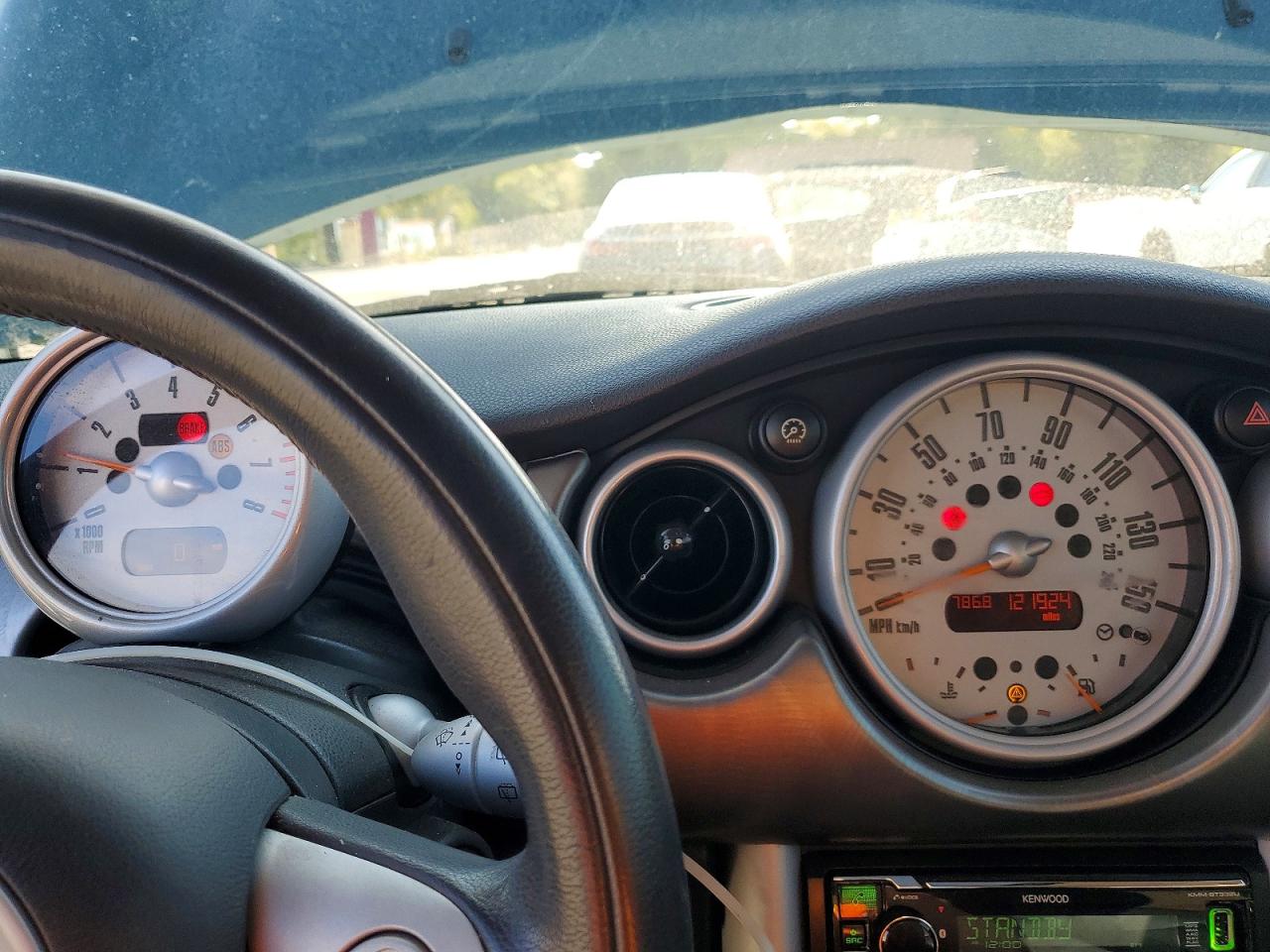2005 MINI COOPER S photo 9
