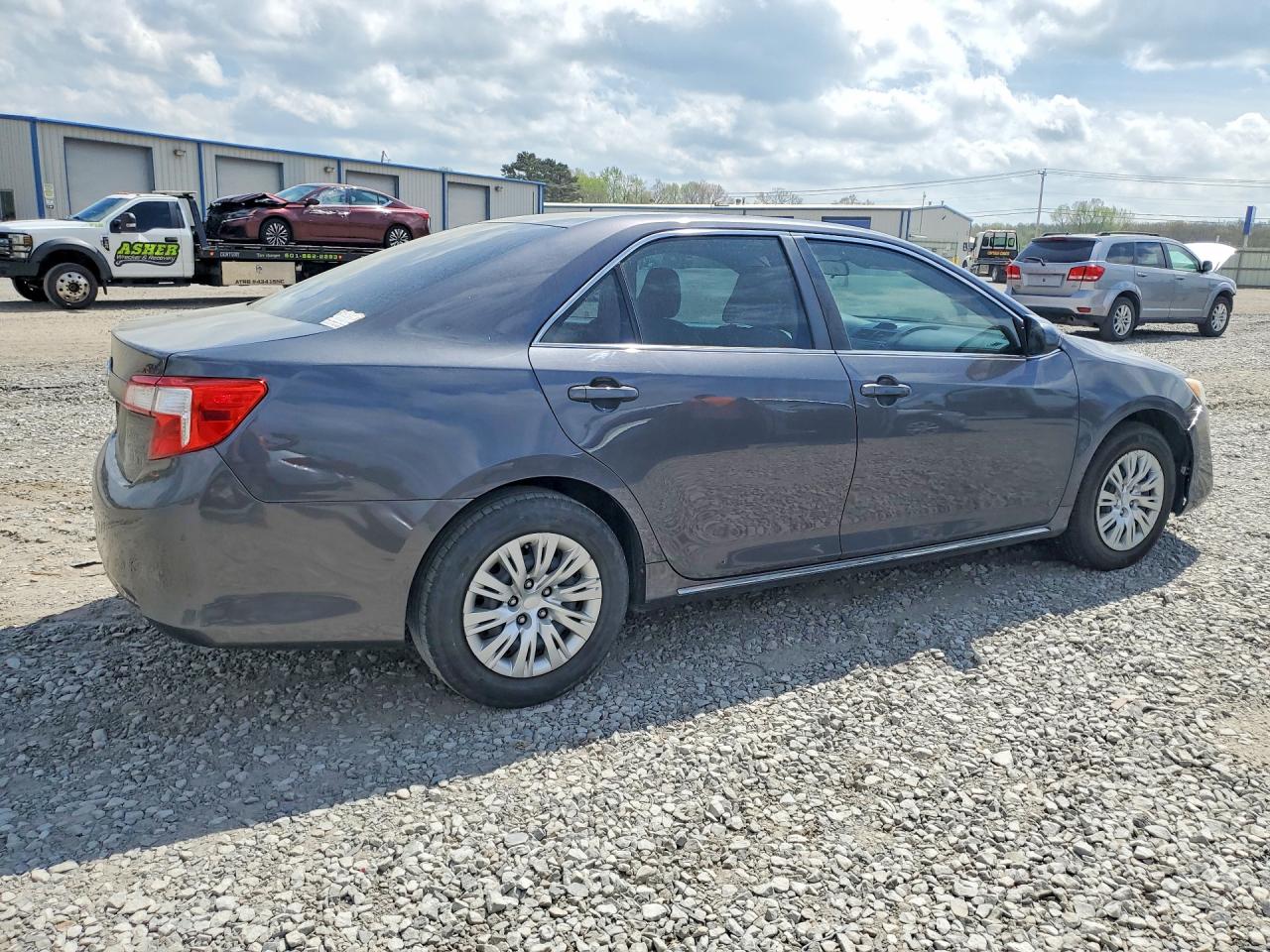 2012 TOYOTA CAMRY LE photo 5