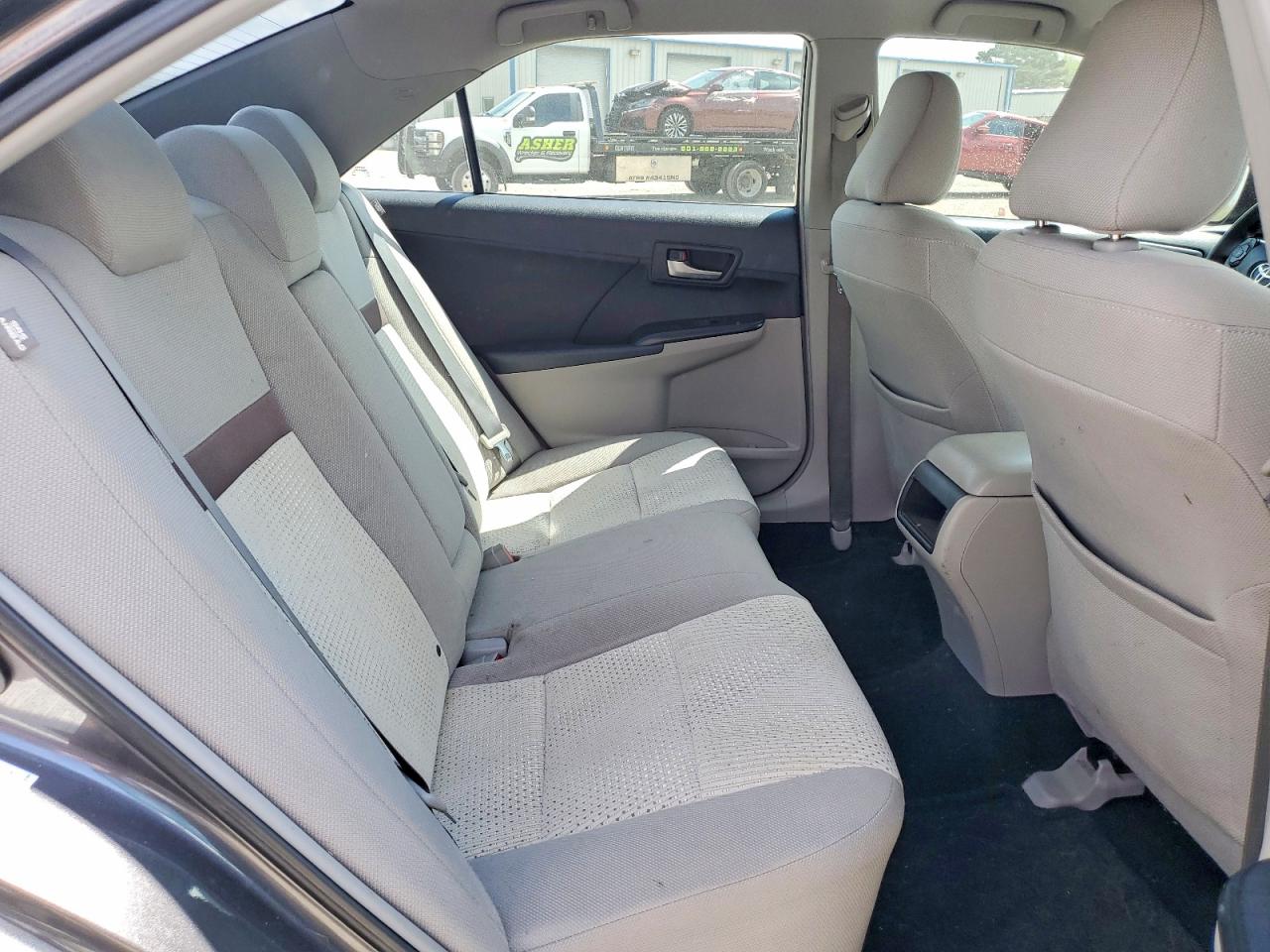 2012 TOYOTA CAMRY LE photo 19
