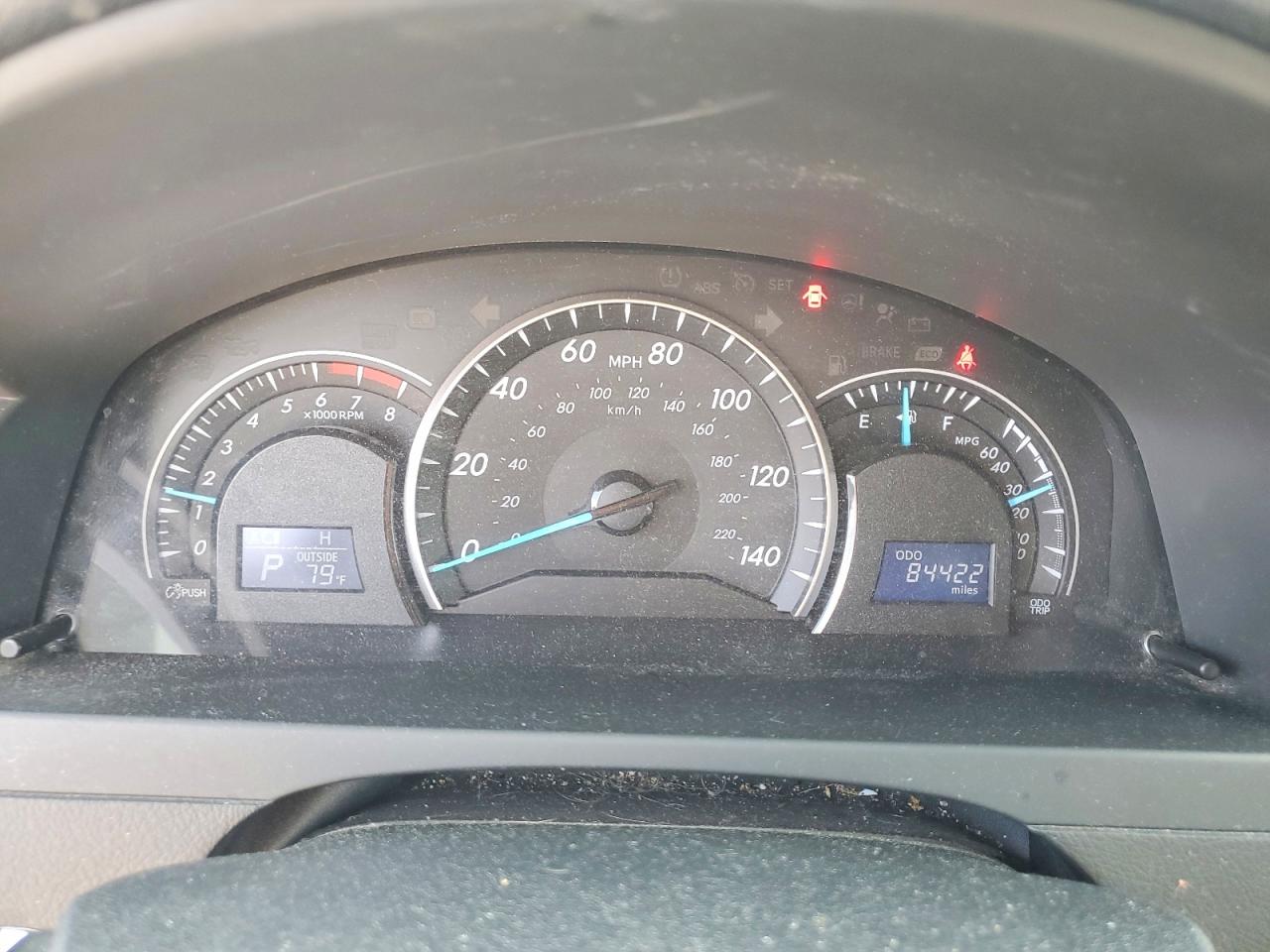 2012 TOYOTA CAMRY LE photo 17