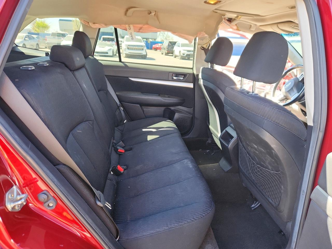 2012 SUBARU OUTBACK photo 28