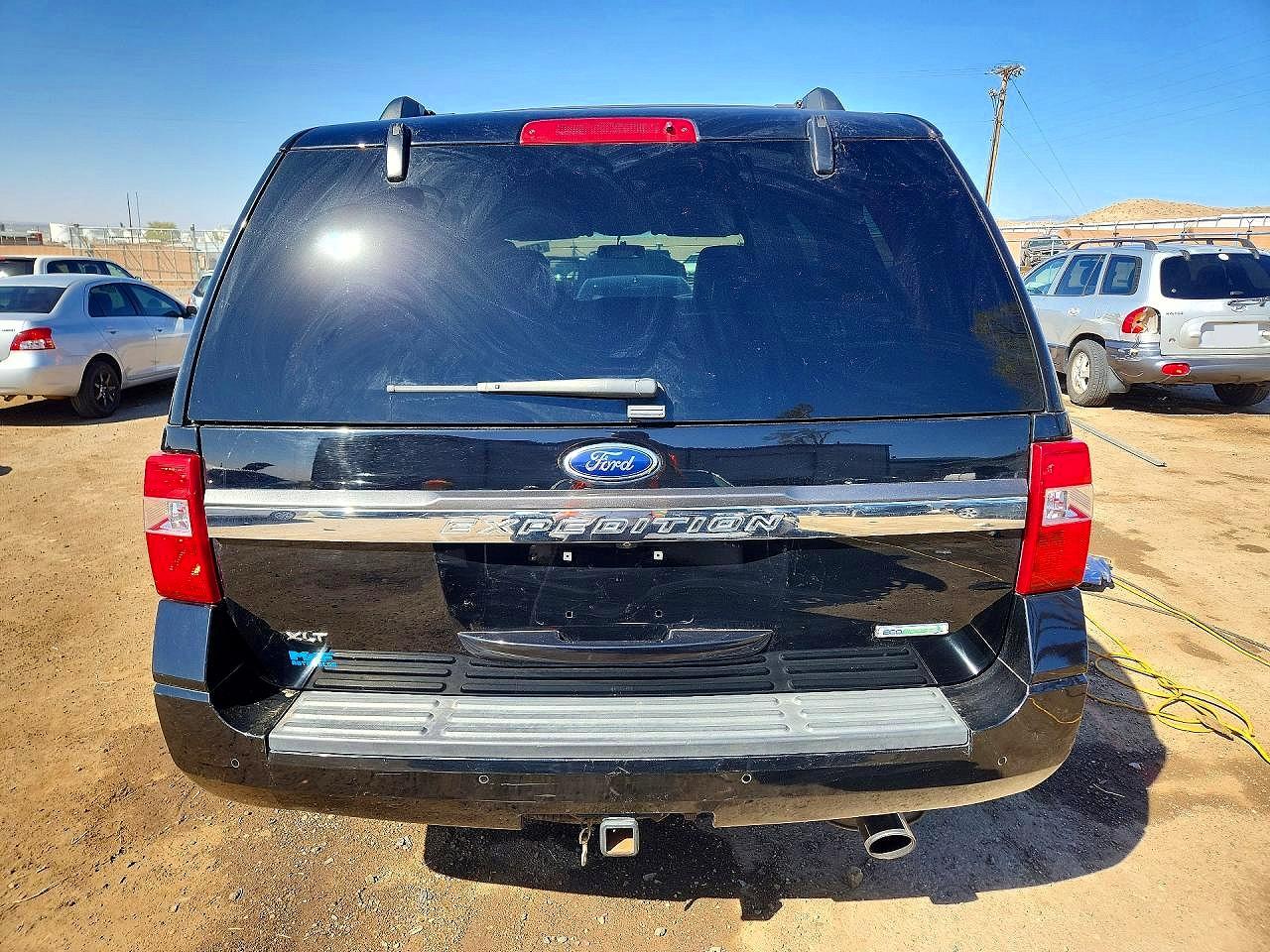 2016 FORD EXPEDITION XLT photo 11