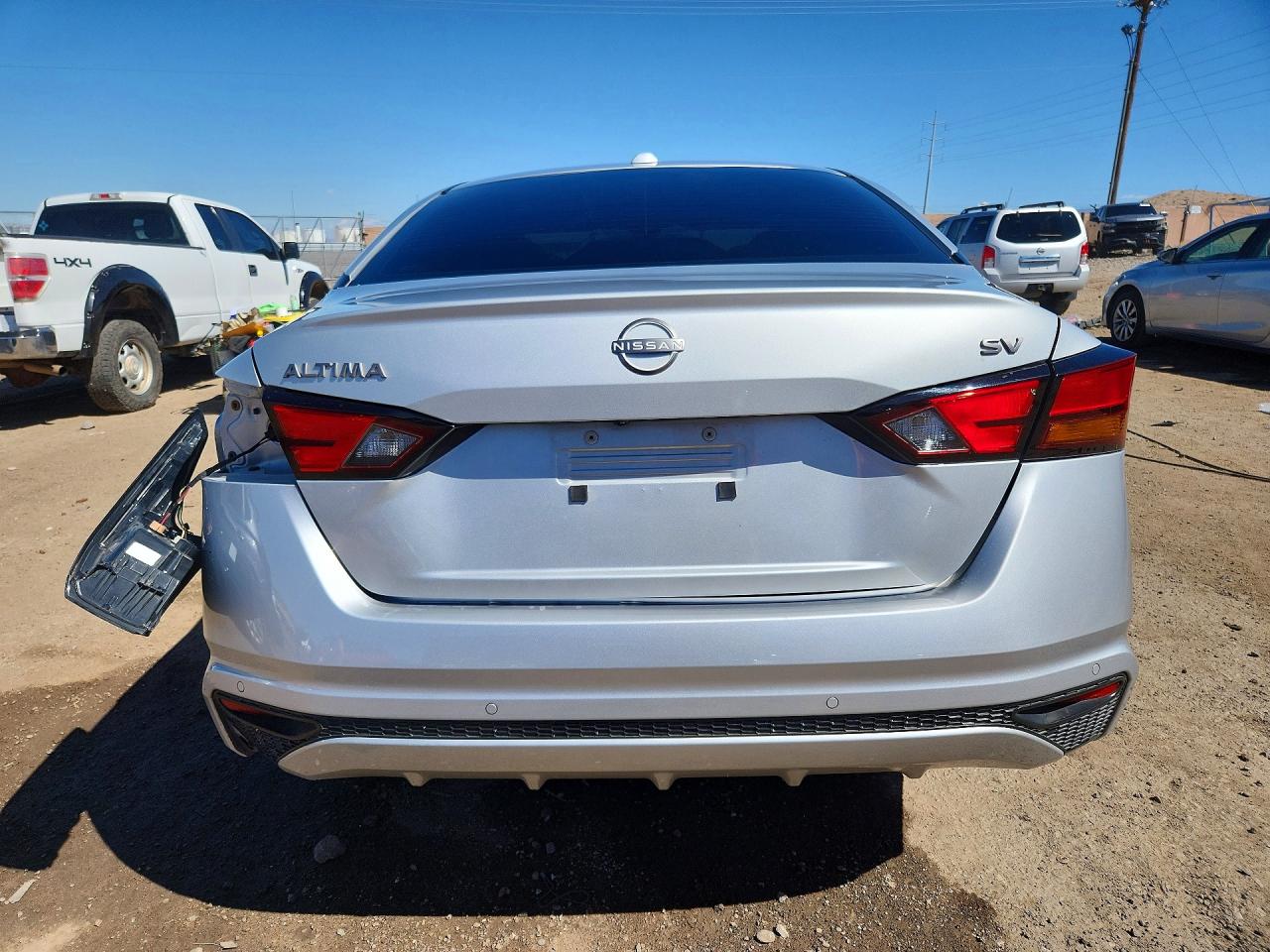 2024 NISSAN ALTIMA 2.5 SV photo 11