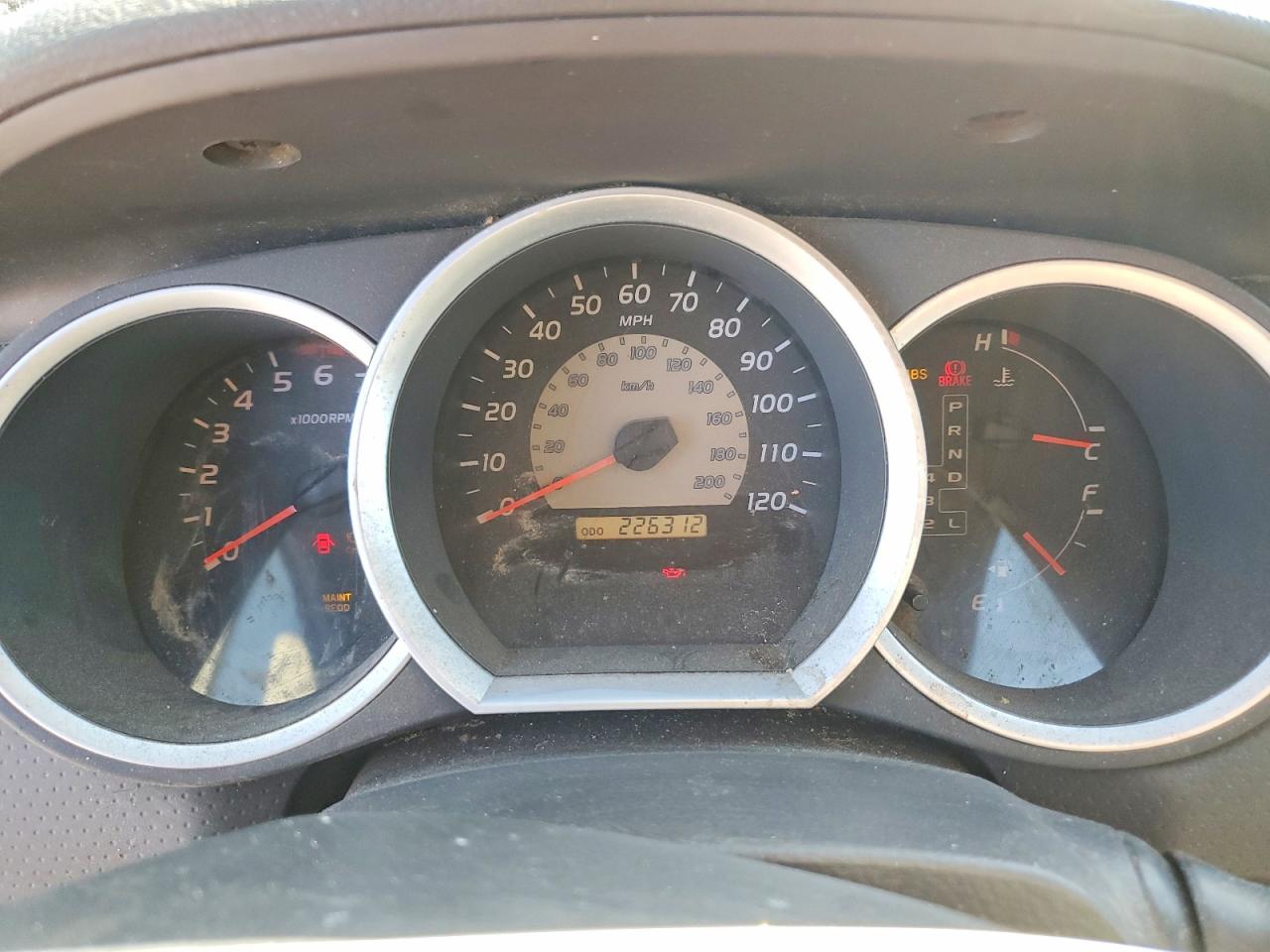 2005 TOYOTA TACOMA PRERUNNER V6 photo 9