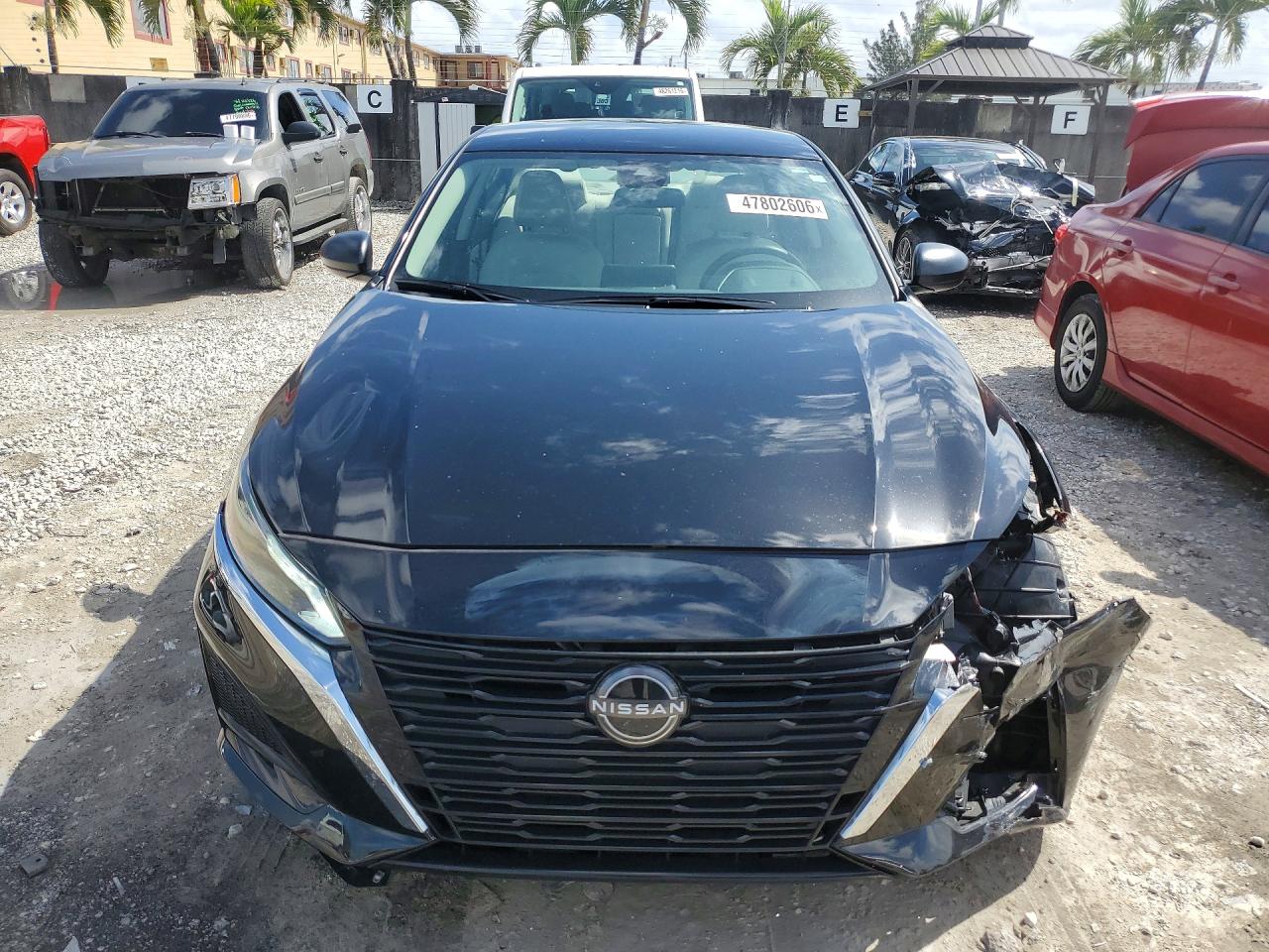 2024 NISSAN ALTIMA 2.5 SV photo 9