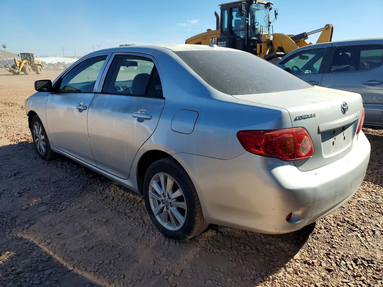 2010 TOYOTA COROLLA LE photo 3