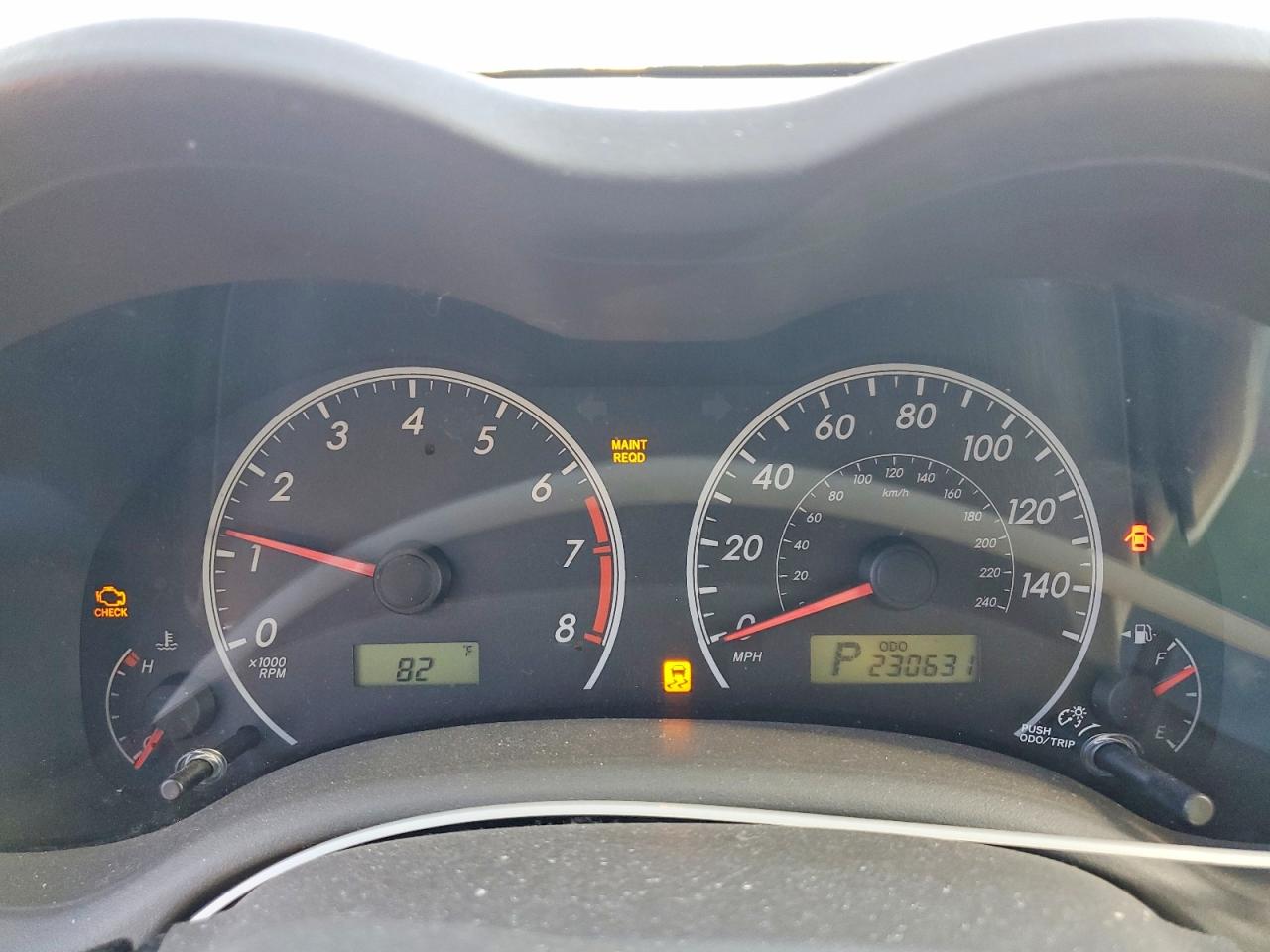 2010 TOYOTA COROLLA LE photo 17