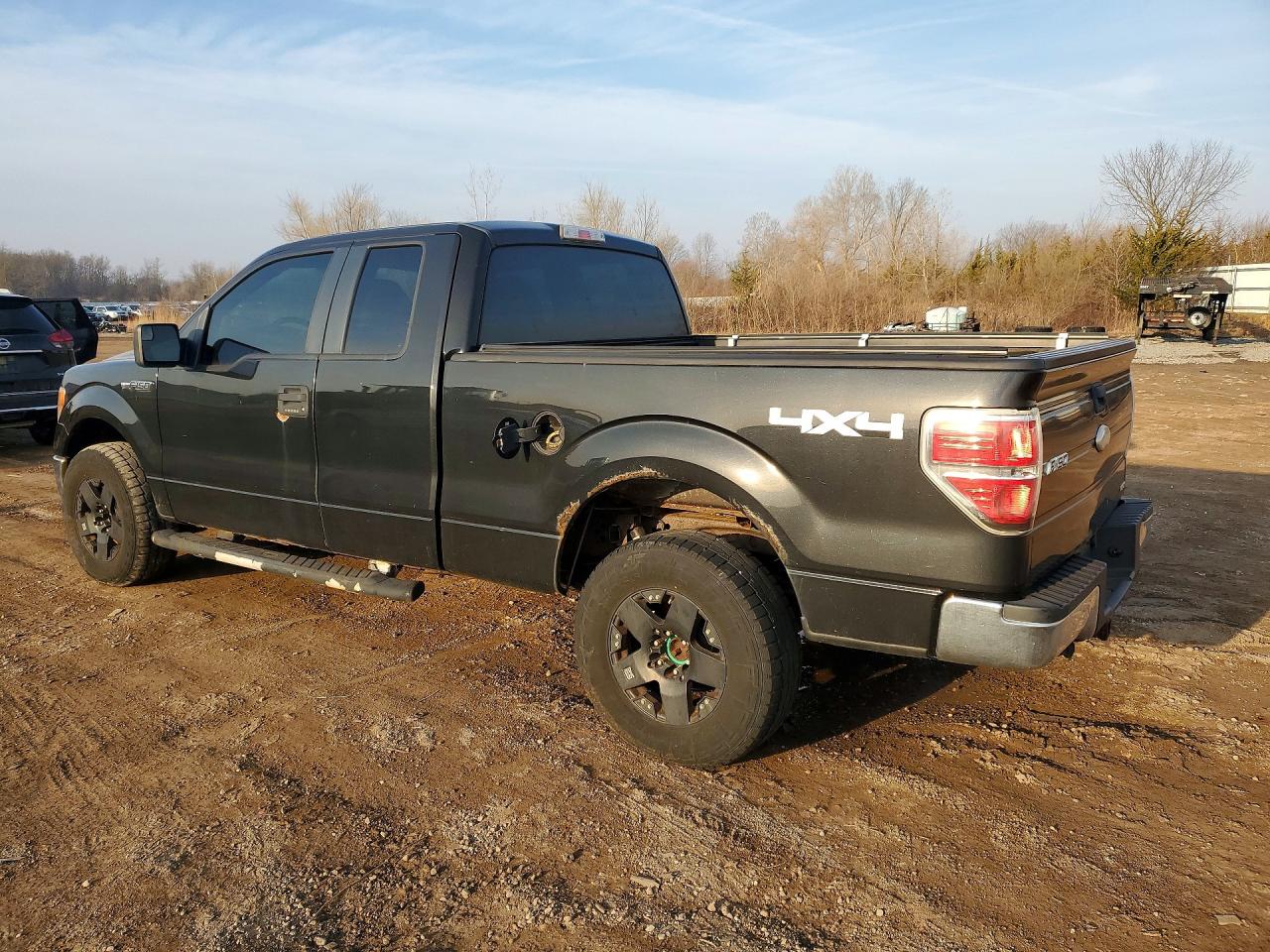 2011 FORD F150 SUPER CAB photo 2