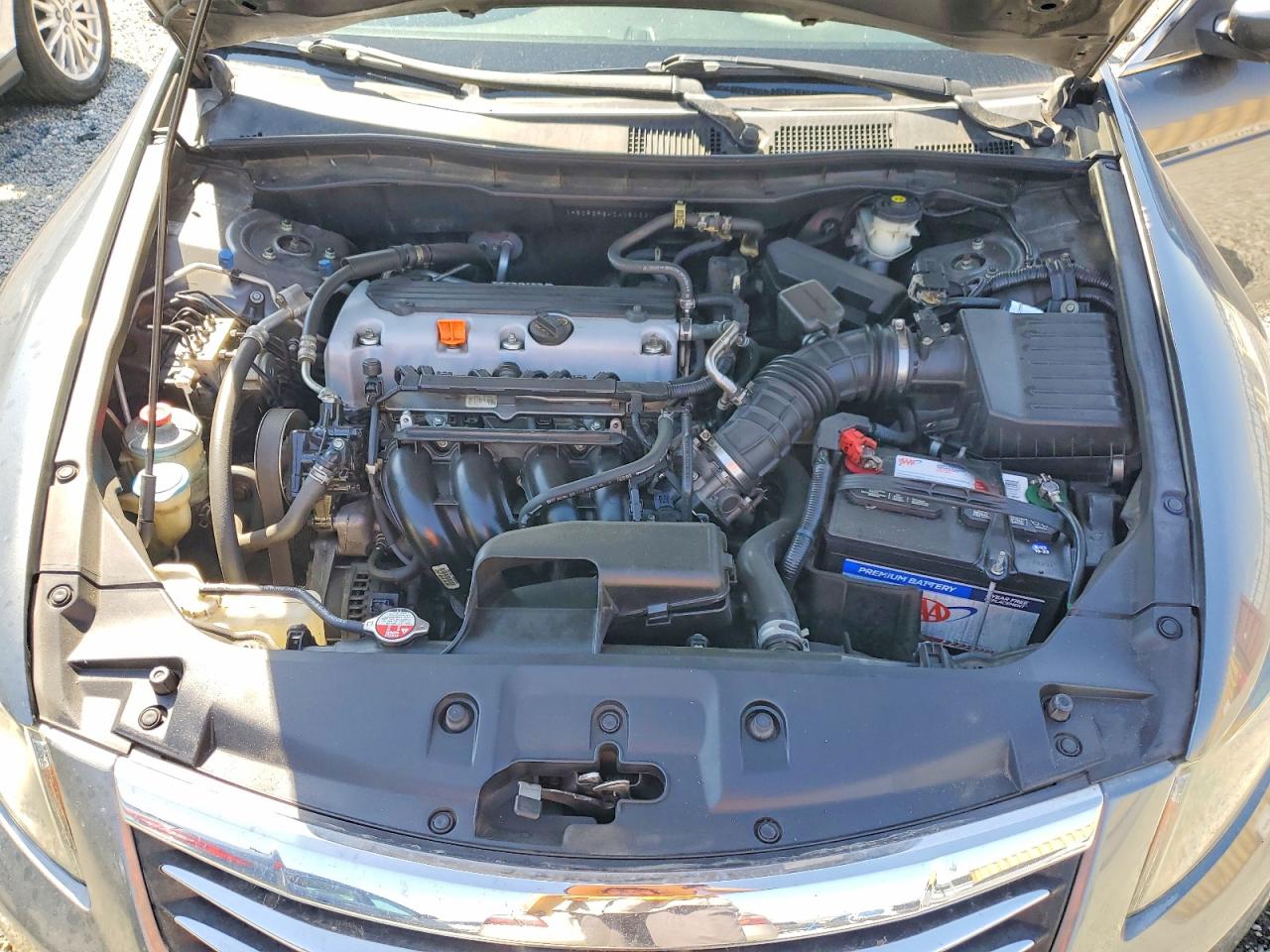 2012 HONDA ACCORD LX photo 21