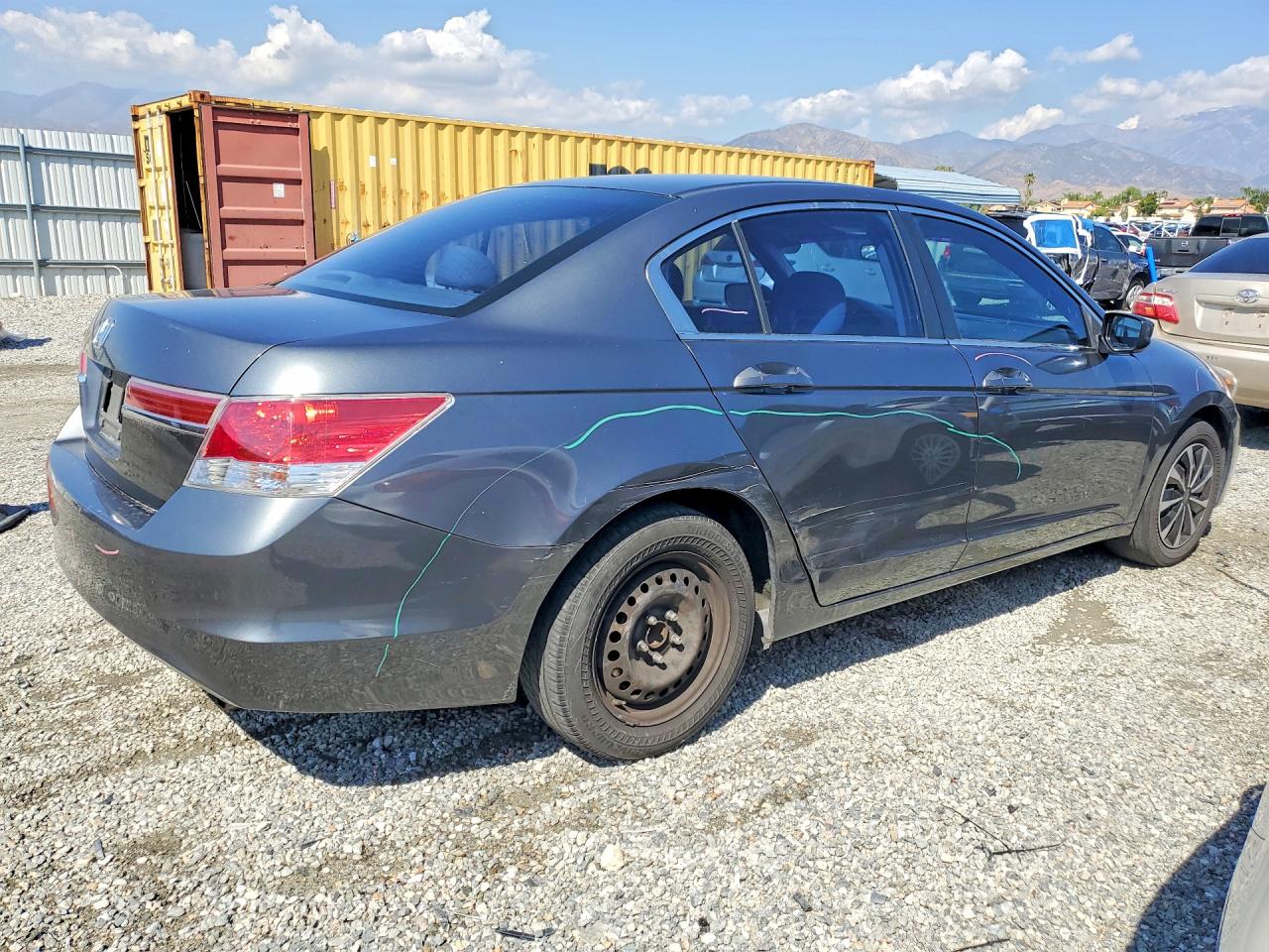 2012 HONDA ACCORD LX photo 5