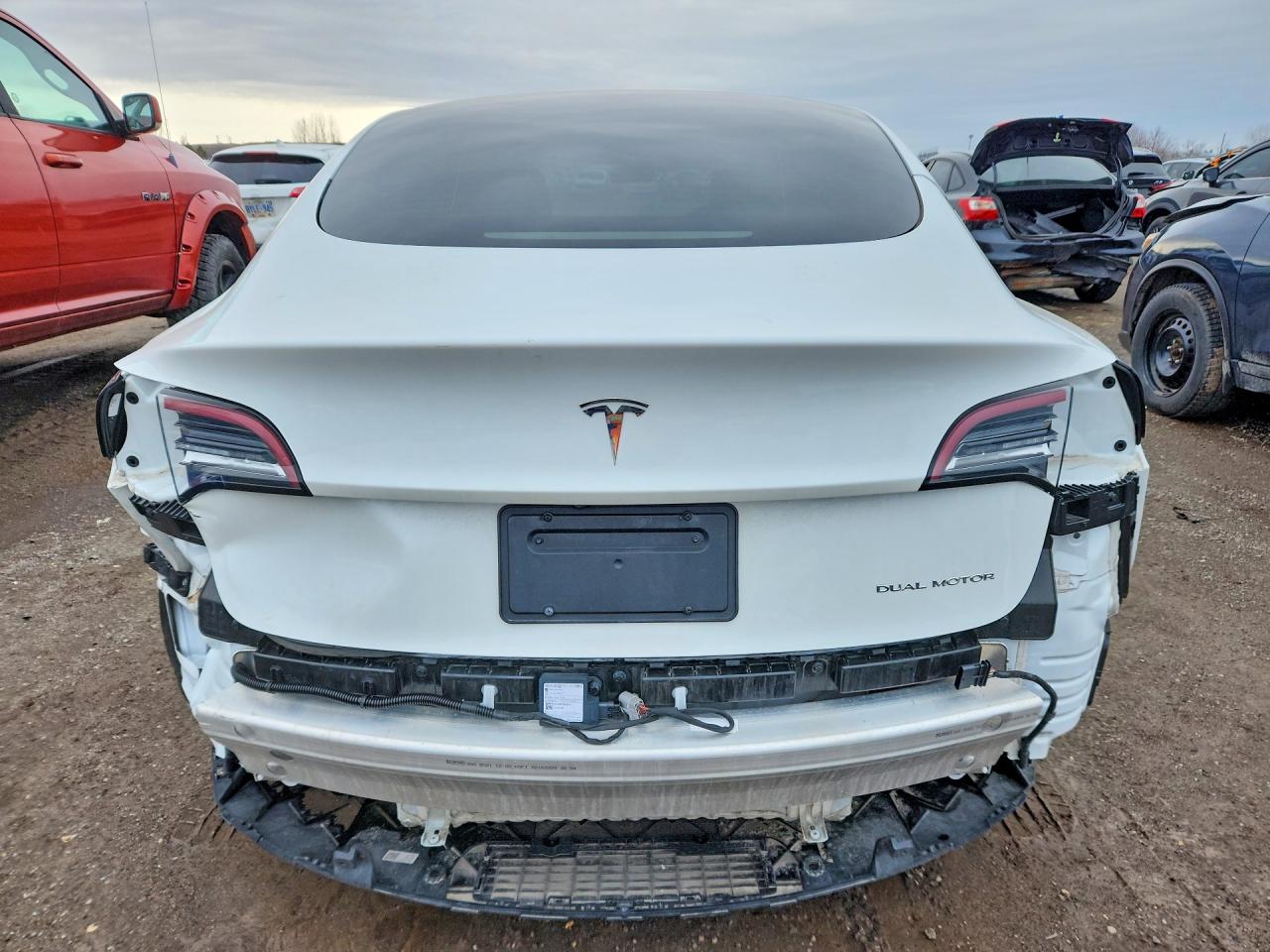 2022 TESLA MODEL 3 photo 11
