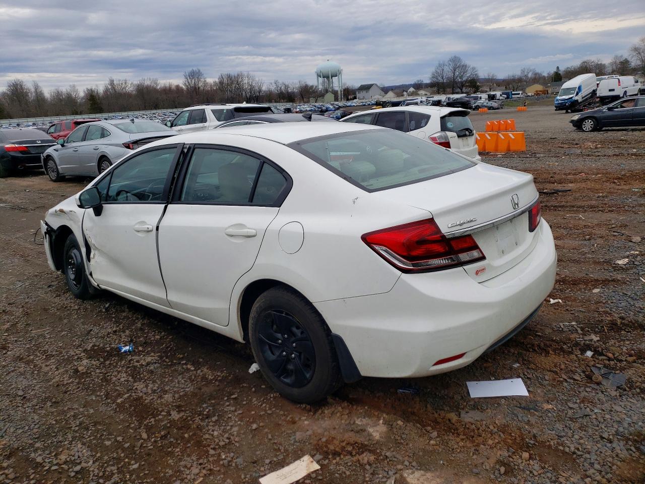 2015 HONDA CIVIC LX photo 2