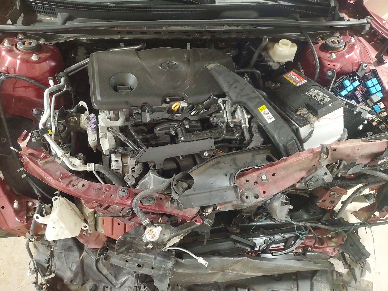 2018 TOYOTA CAMRY SE photo 11