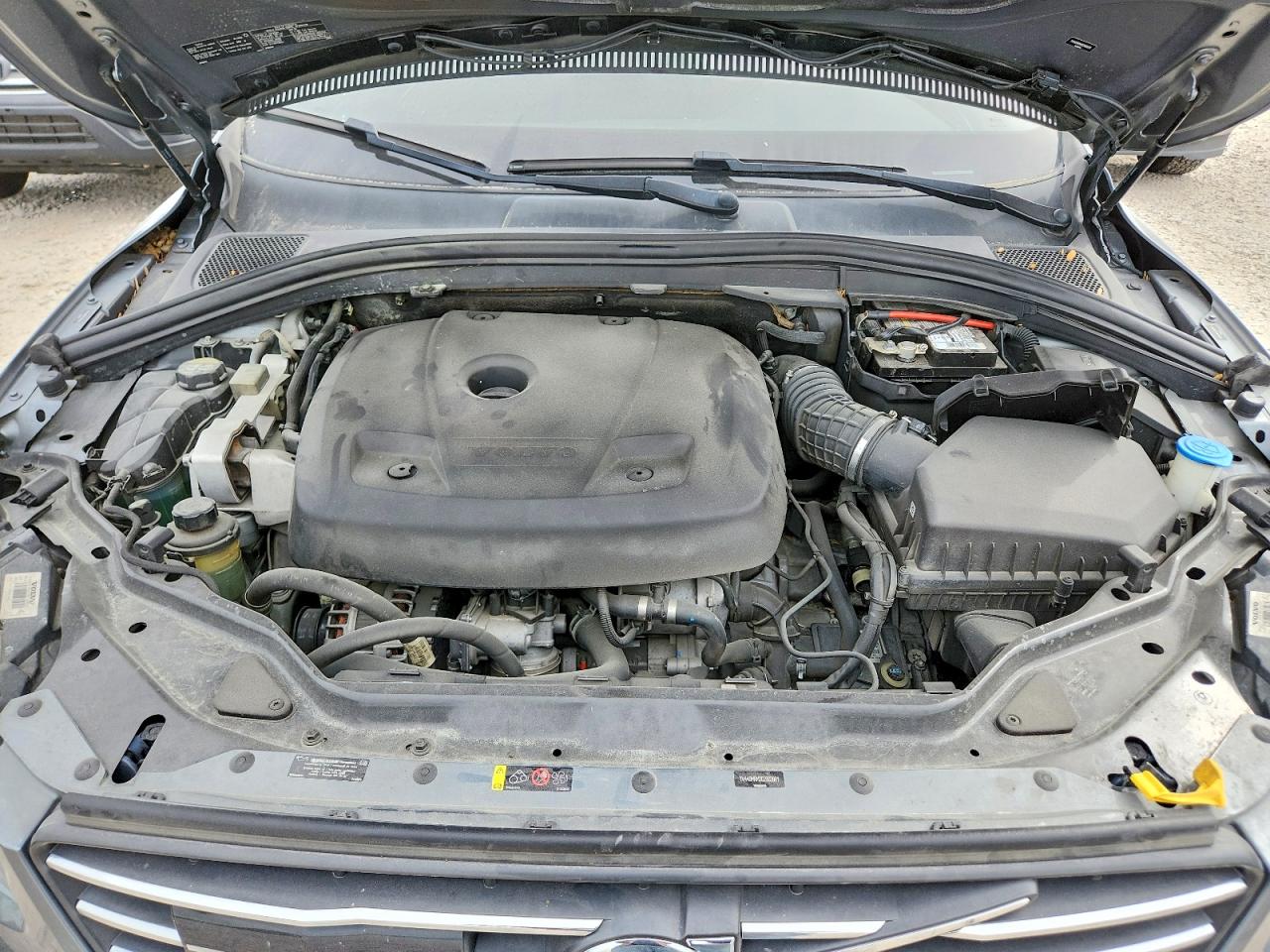 2016 VOLVO XC60 T6 PLATINUM photo 11