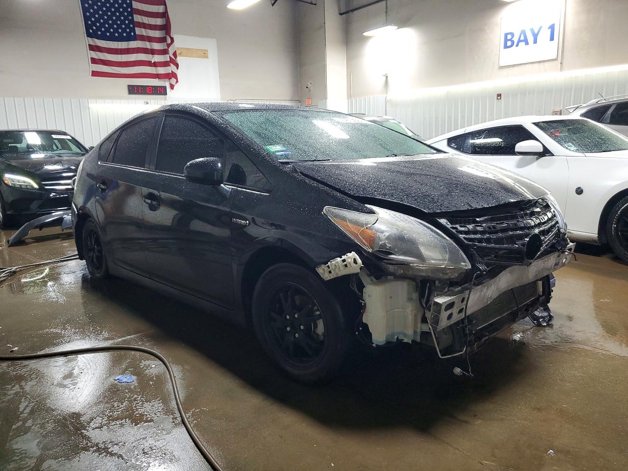 2012 TOYOTA PRIUS THREE photo 4