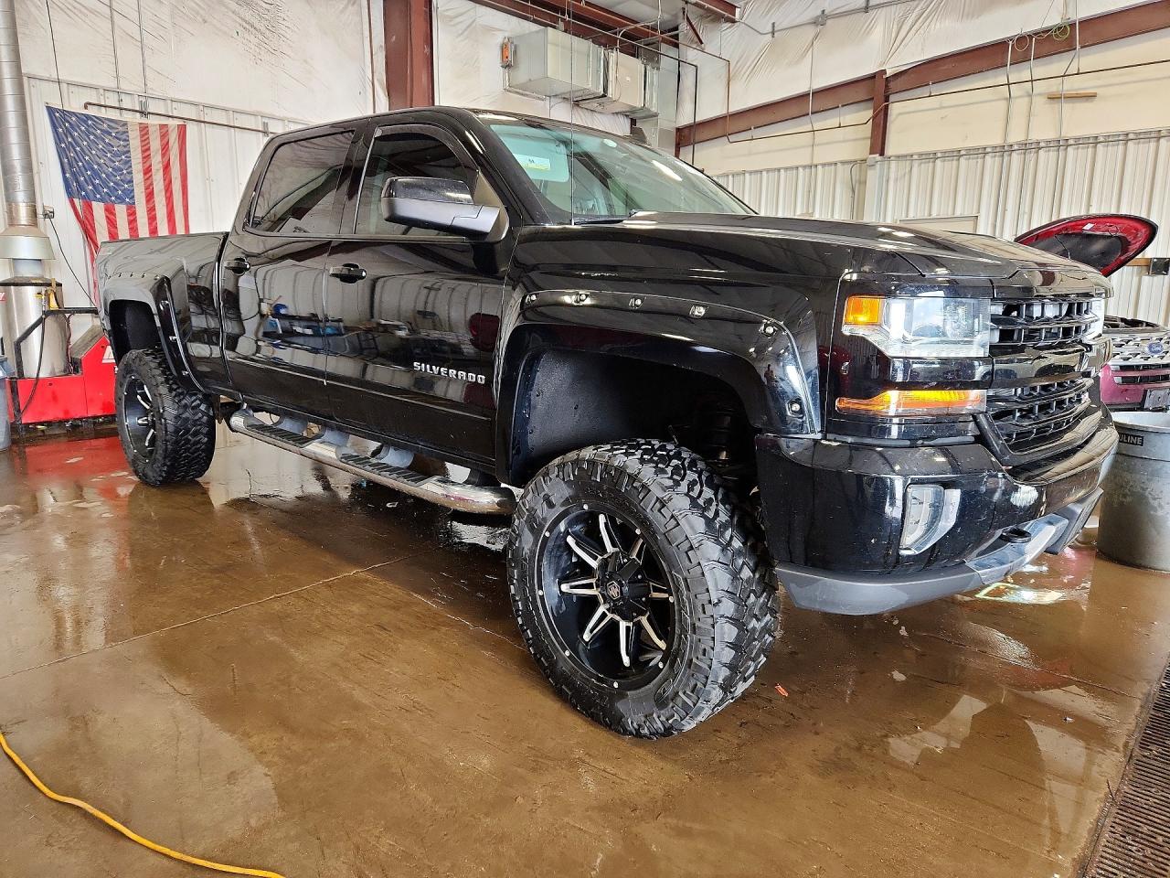 2016 CHEVROLET SILVERADO K1500 LT photo 10