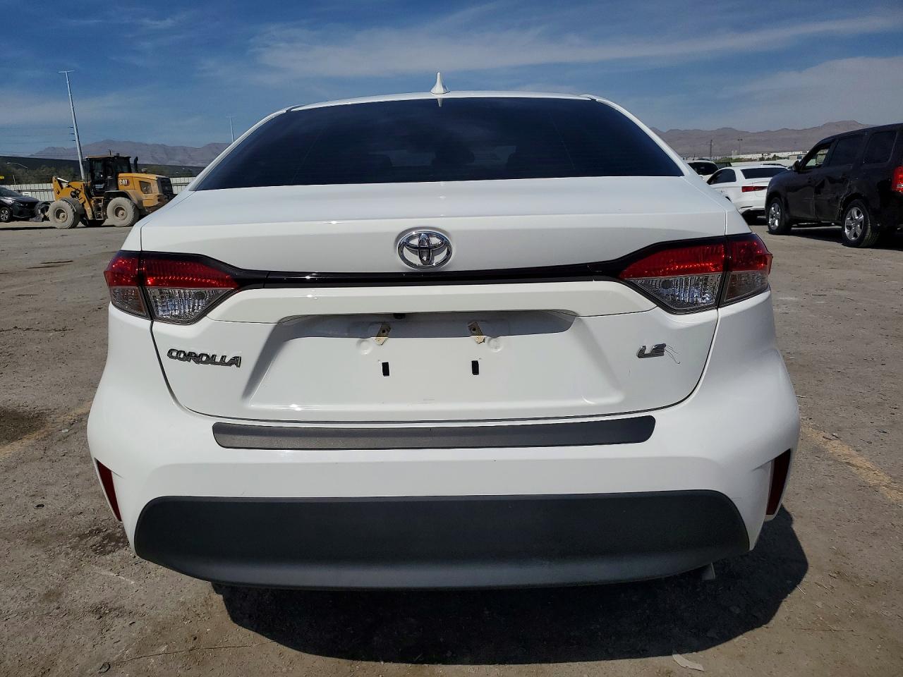 2023 TOYOTA COROLLA LE photo 16