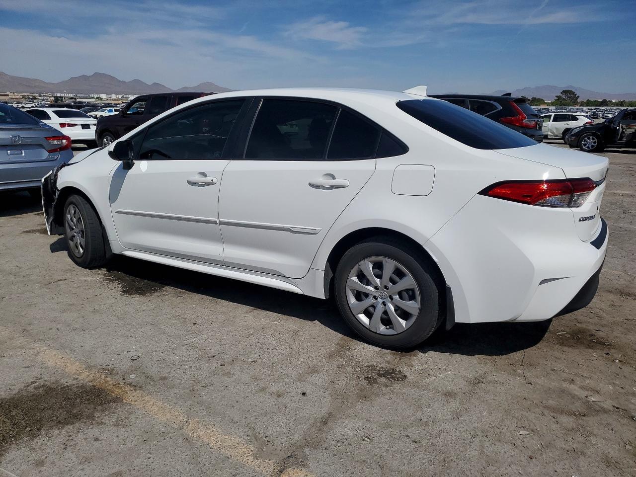 2023 TOYOTA COROLLA LE photo 4