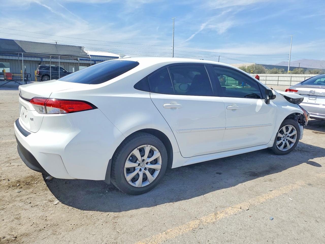2023 TOYOTA COROLLA LE photo 7