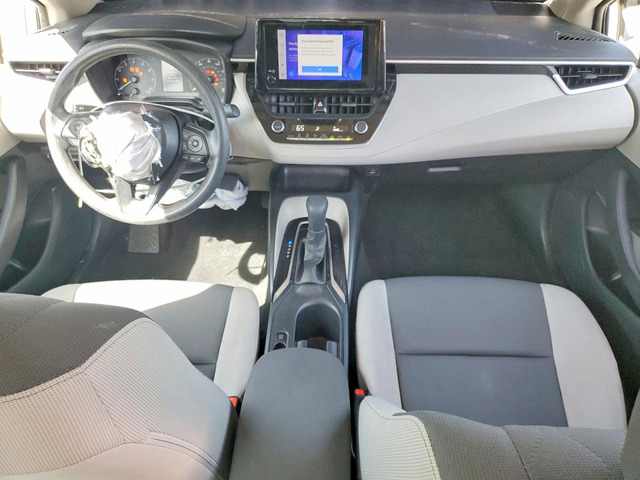 2023 TOYOTA COROLLA LE photo 22