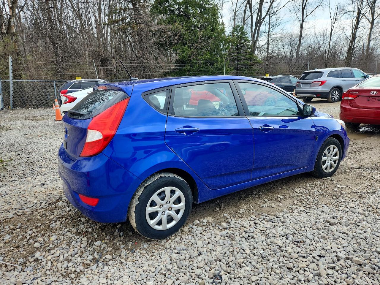 2014 HYUNDAI ACCENT GS photo 5