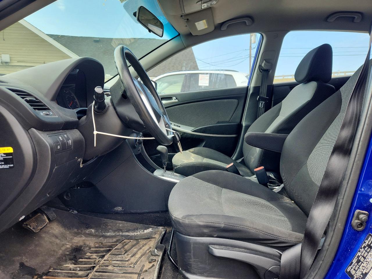 2014 HYUNDAI ACCENT GS photo 13