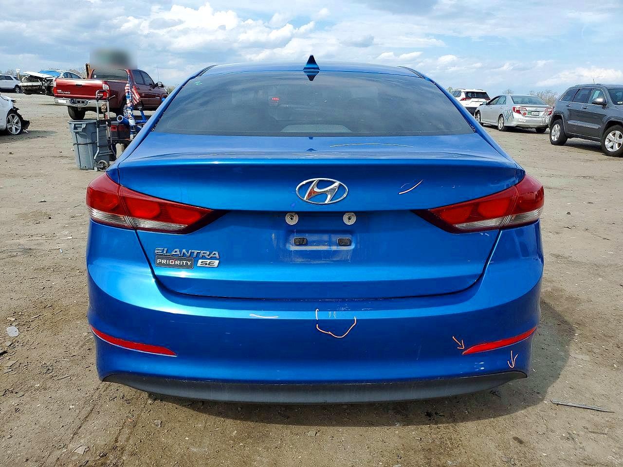 2017 HYUNDAI ELANTRA SE photo 11