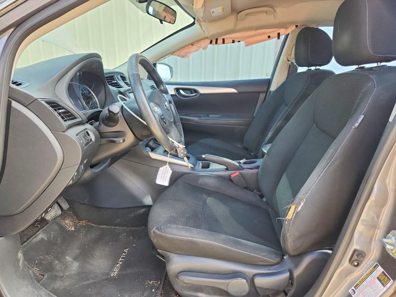 2019 NISSAN SENTRA S photo 19