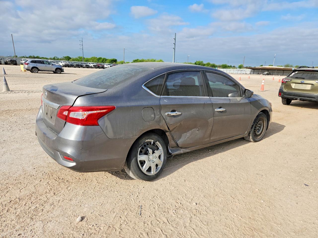 2019 NISSAN SENTRA S photo 7