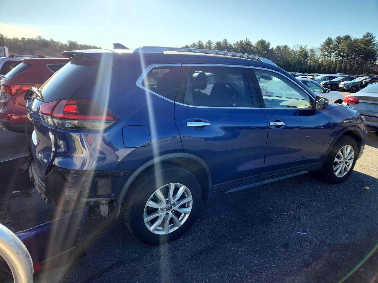 2019 NISSAN ROGUE SV photo 5