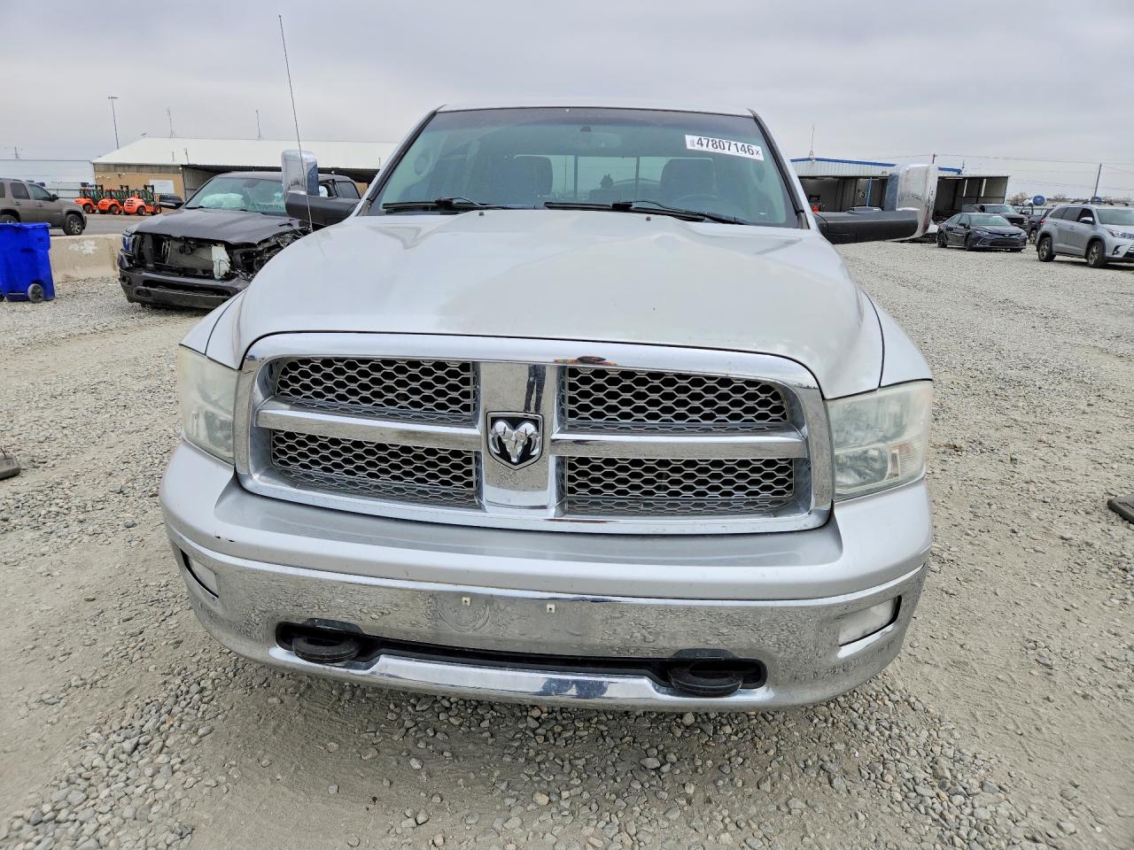2011 DODGE RAM 1500 photo 5