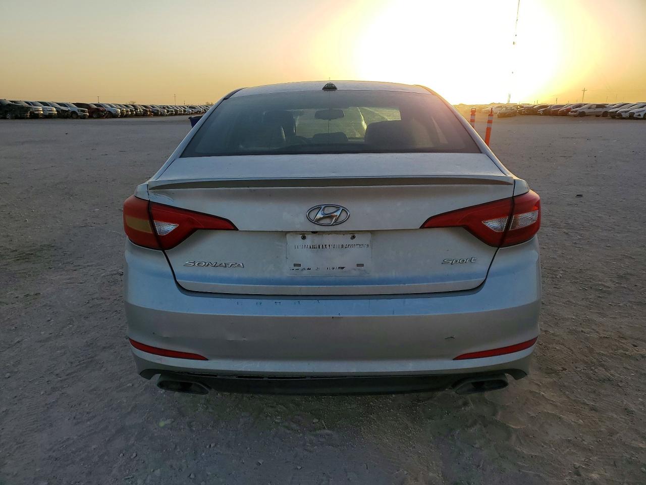 2017 HYUNDAI SONATA SPORT photo 6