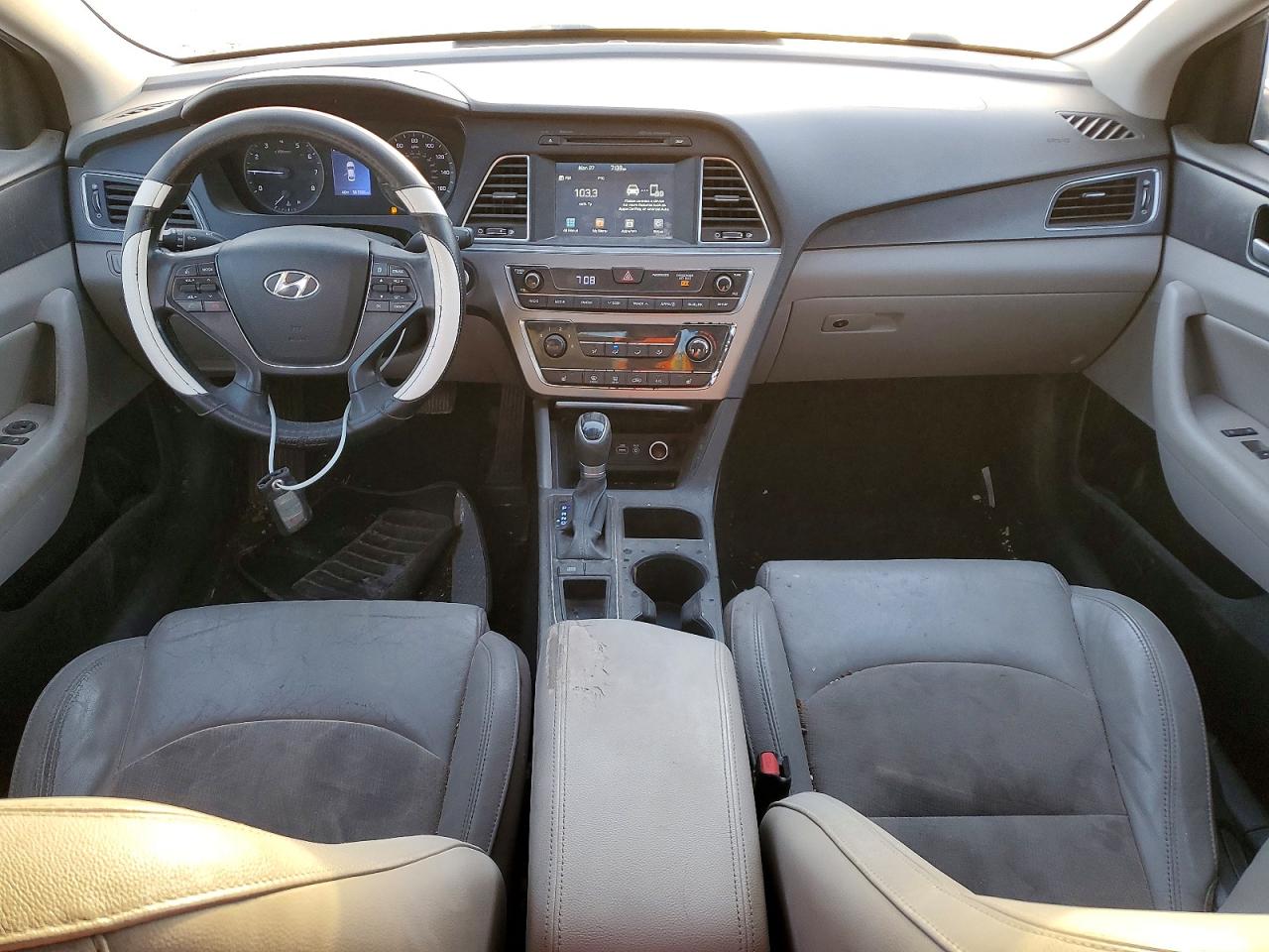 2017 HYUNDAI SONATA SPORT photo 8