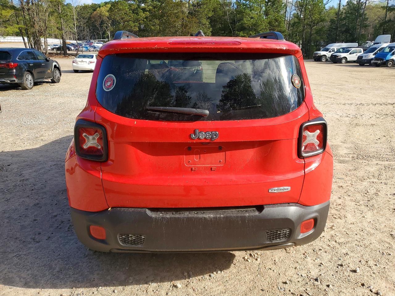 2015 JEEP RENEGADE LATITUDE photo 11